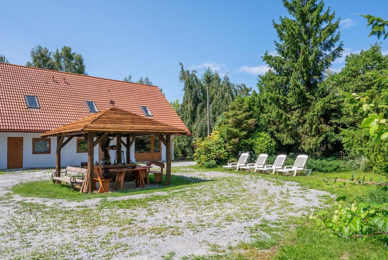 Apartamenty Stodola Jezierzany Exterior foto
